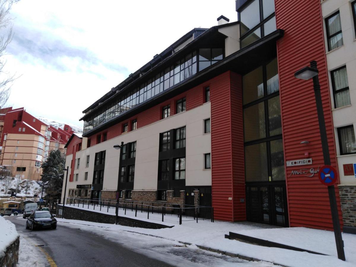 Acogedor Estudio Familiare 2-4 Per Zona Baja เซียร์ราเนบาดา ภายนอก รูปภาพ